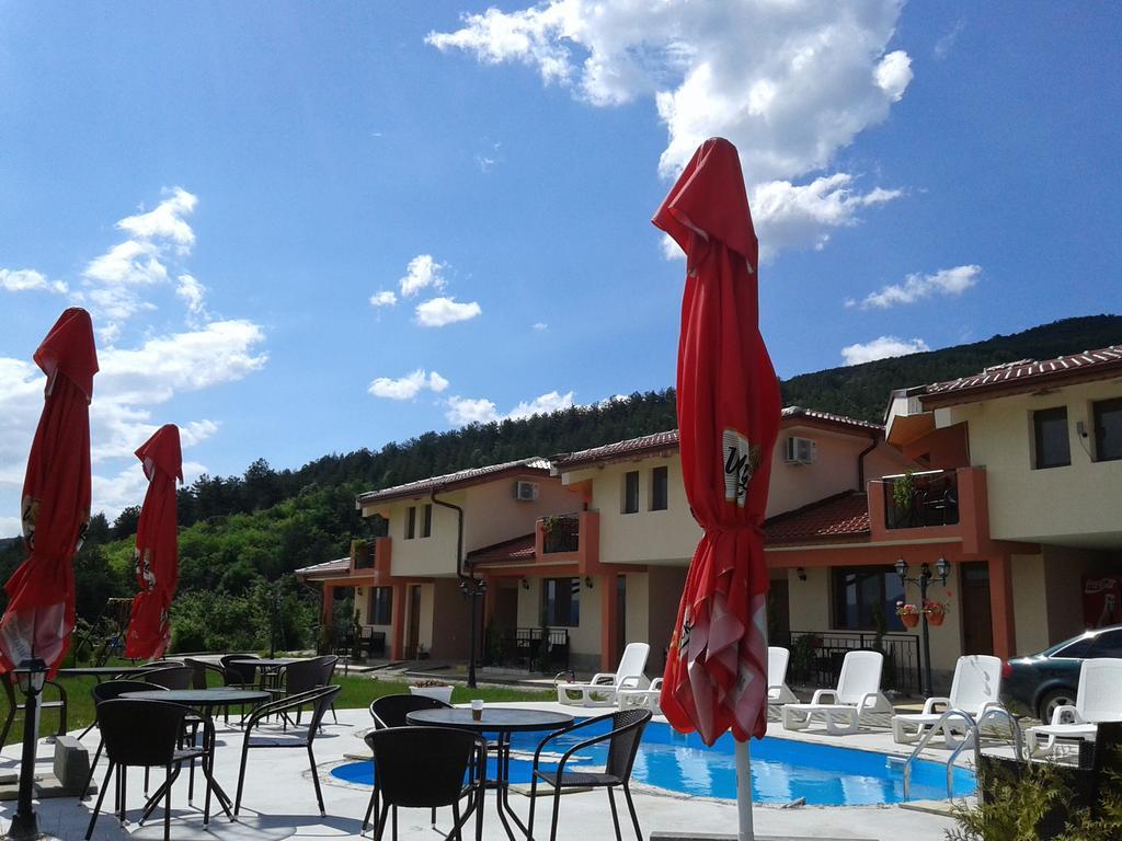 Вилла Gledkata Complex Skobelevo  Экстерьер фото