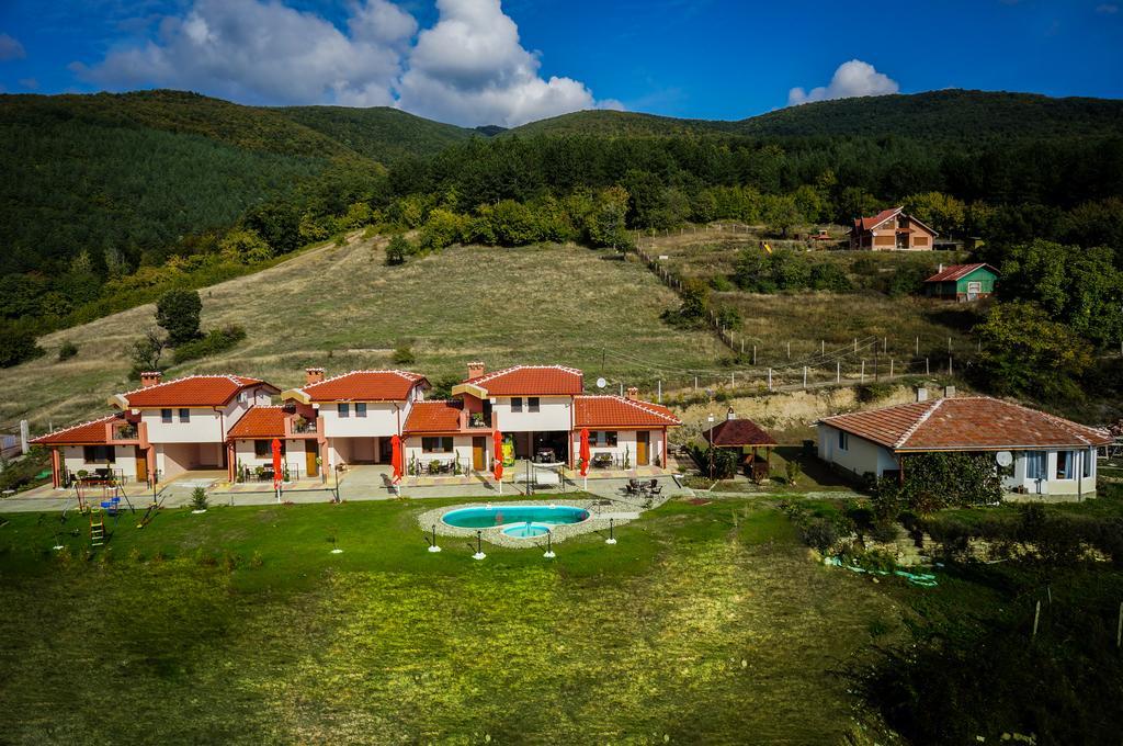 Вилла Gledkata Complex Skobelevo  Экстерьер фото