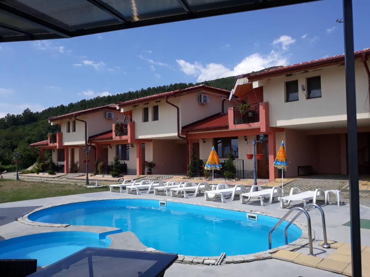 Вилла Gledkata Complex Skobelevo  Экстерьер фото